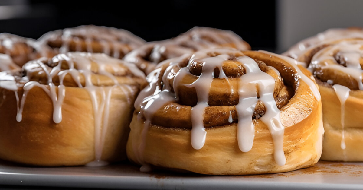 banana bread cinnamon rolls